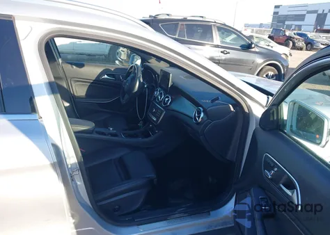 2019 Mercedes-Benz Gla 250 from USA, damaged, VIN WDCTG4EB3KU003510